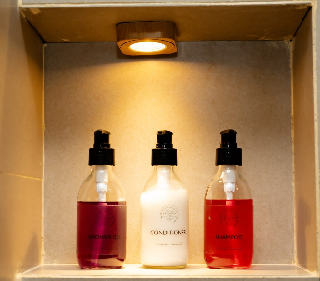 Complimentary shampoo, conditioner and body wash